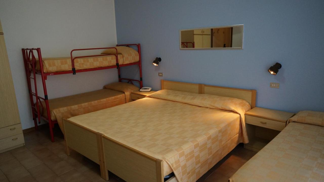 Tortoreto Hotel Quattropalme מראה חיצוני תמונה