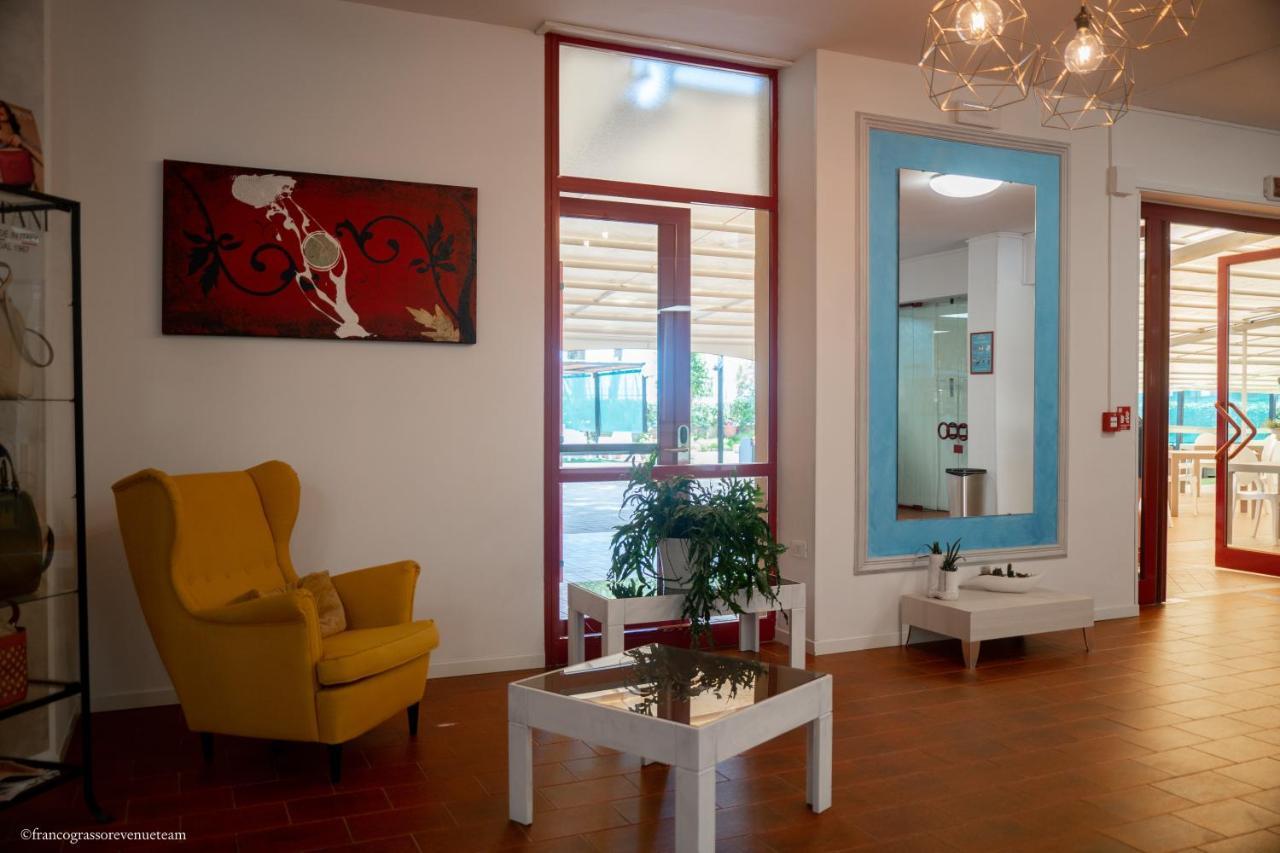 Tortoreto Hotel Quattropalme מראה חיצוני תמונה