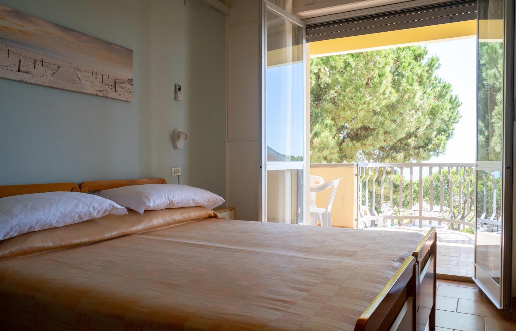 Tortoreto Hotel Quattropalme מראה חיצוני תמונה