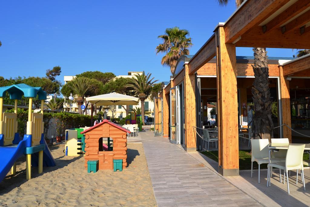 Tortoreto Hotel Quattropalme מראה חיצוני תמונה