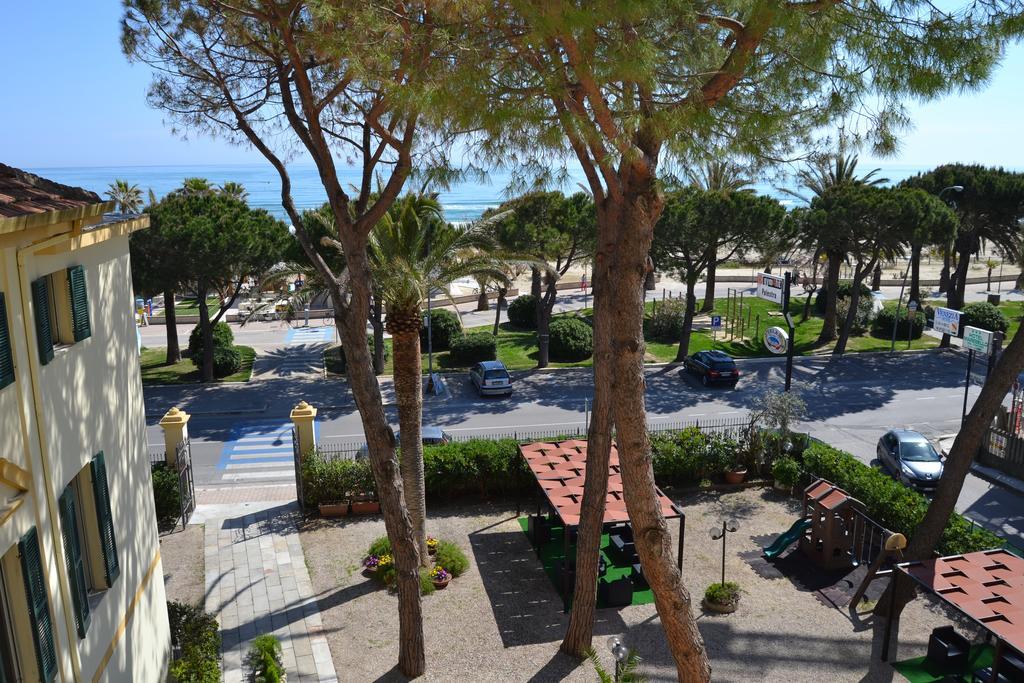 Tortoreto Hotel Quattropalme מראה חיצוני תמונה