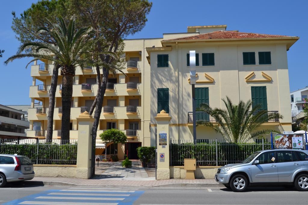 Tortoreto Hotel Quattropalme מראה חיצוני תמונה