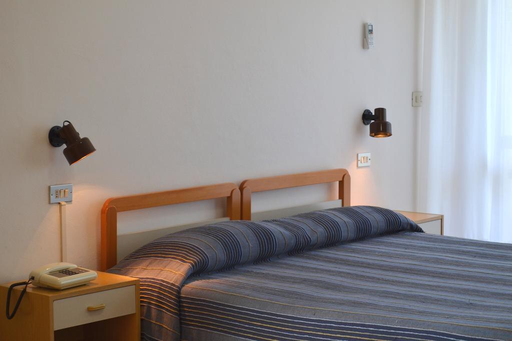 Tortoreto Hotel Quattropalme מראה חיצוני תמונה